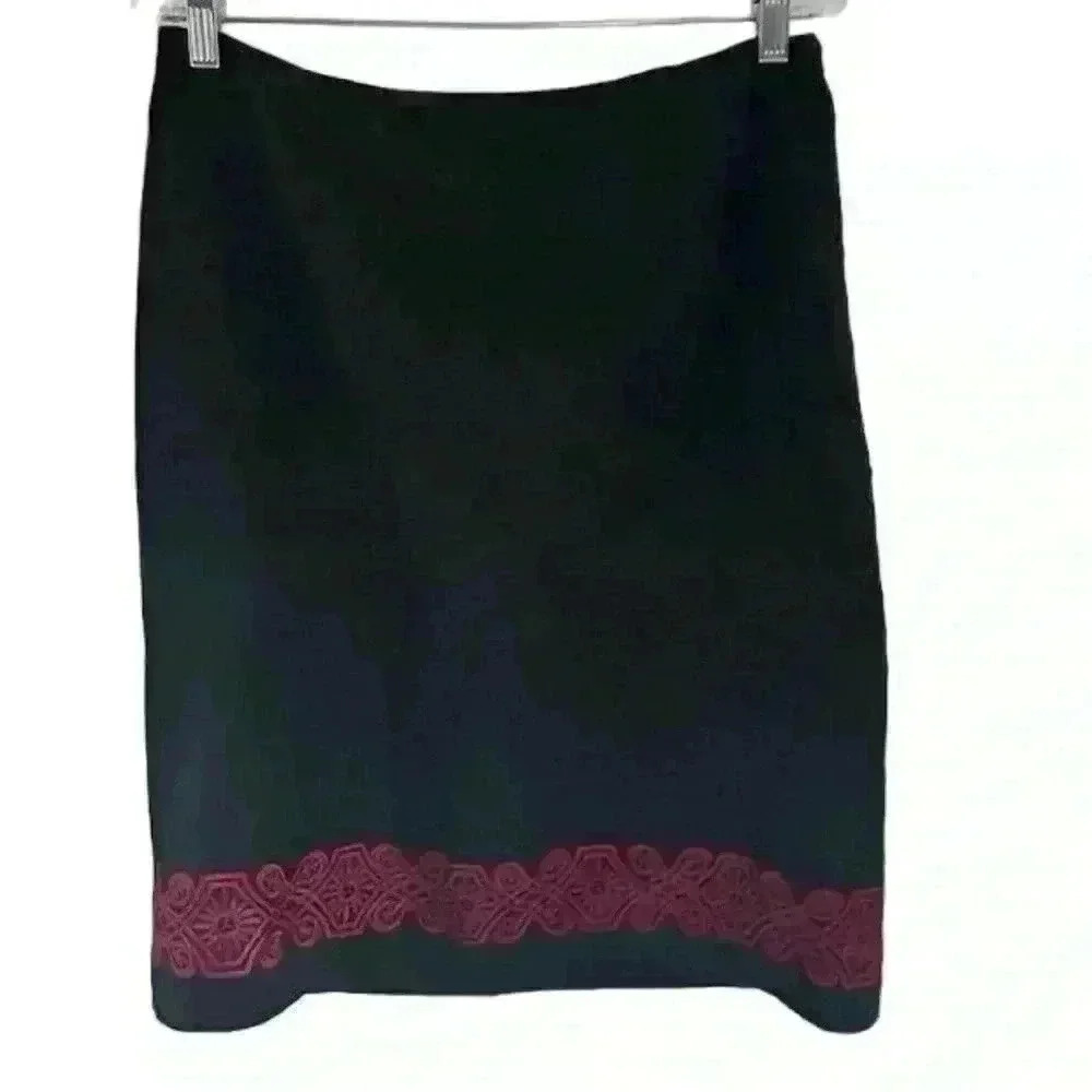 Ann Taylor Loft Women's Wool Pencil Skirt Black Red Embroidered Hem‎ 14